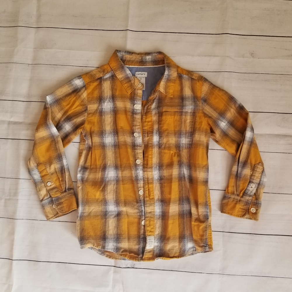 🍎5 for $30🍎 Carter's plaid button up size 7